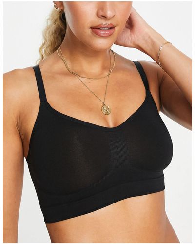 Vero Moda Seamless Bralet With Ruched Front - Black
