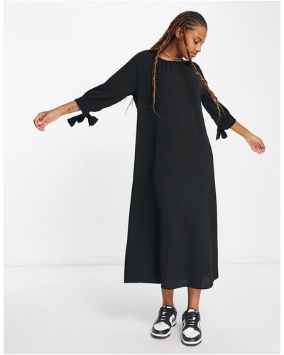 Monki Tie Sleeve Smock Midi Dress - Black