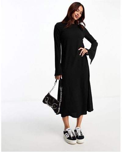 Monki Long Sleeve Maxi Dress With Trumpet Sleeves - Black