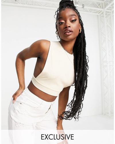 Missy Empire Missy Empire Ribbed Side Cut-out Crop Top - White