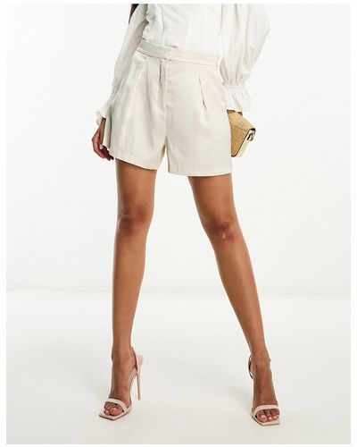 Abercrombie & Fitch Tailored Satin Shorts - White