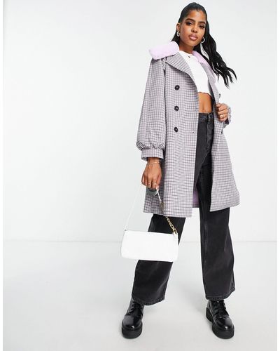 Miss Selfridge Trench-coat à carreaux avec col en fausse fourrure - violet - Blanc