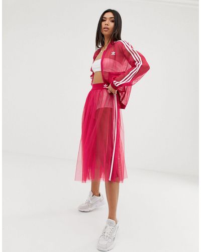 adidas Originals Falda de tul de malla en rosa con tres rayas de
