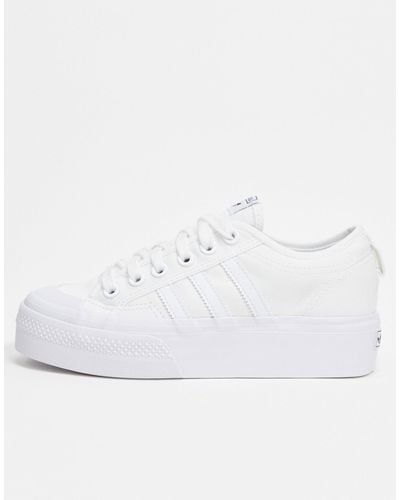 adidas Originals – nizza – weiße sneaker mit plateausohle