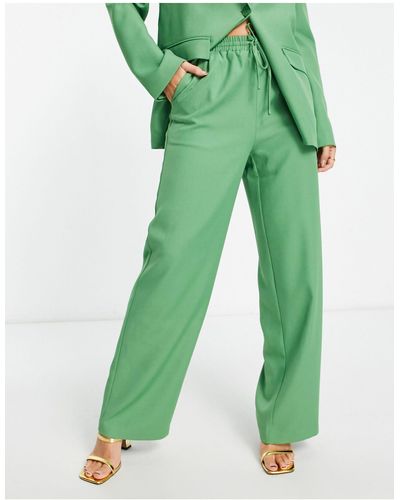NA-KD X Klara Montes Co-ord Classic Trousers - Green