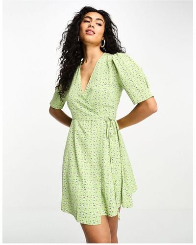 Glamorous Short Sleeve Wrap Mini Tea Dress - Green