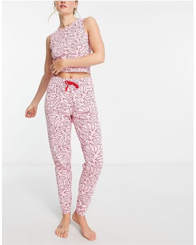 Threadbare Lange Pyjamaset Met Crop Cami En Lippenprint - Roze