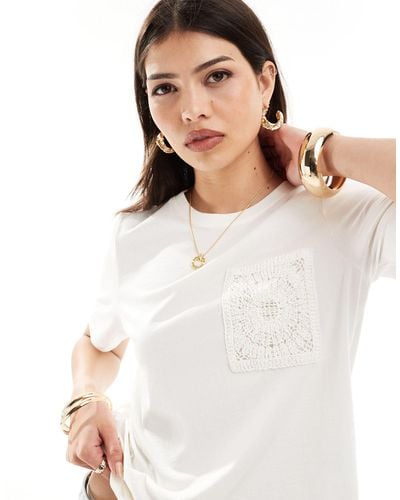 Vila Oversized T-shirt With Crochet Pocket - White