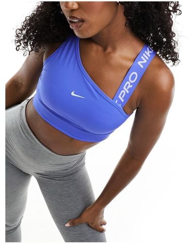 Nike Nike Pro Training Swoosh Asymmetric Medium-support Bra - Blue