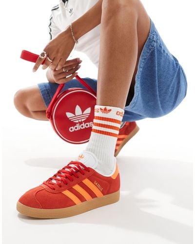adidas Originals Gazelle Trainers - Red