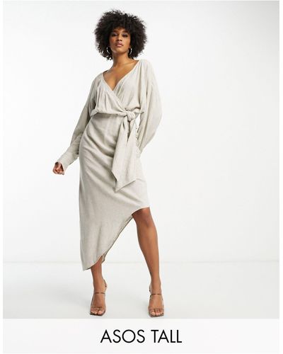 ASOS Asos design tall - robe mi-longue en lin nouée sur le côté avec manches chauve-souris et jupe asymétrique - naturel - Blanc
