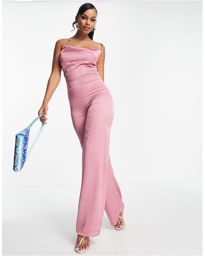 Rebellious Fashion Jumpsuit Van Satijn Met Gedrapeerde Halslijn - Roze