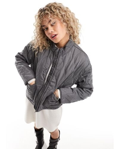 ONLY Onion Quilted Jacket With Oversized Pockets - Gray