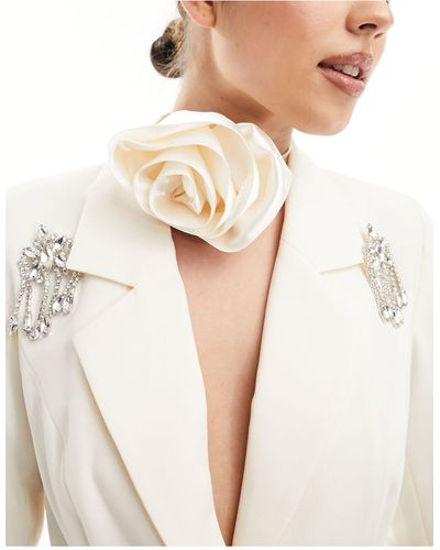 Pieces Bride To Be Corsage Neck Tie Rose - Natural