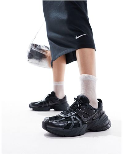 Nike V2k run - baskets - et gris foncé - Noir