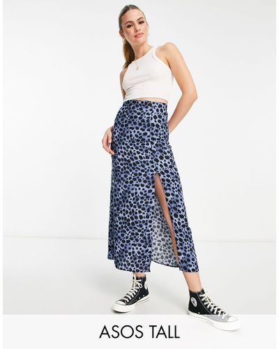 ASOS Asos design tall - jupe mi-longue à enfiler avec fente haute et imprimé léopard - foncé - Bleu