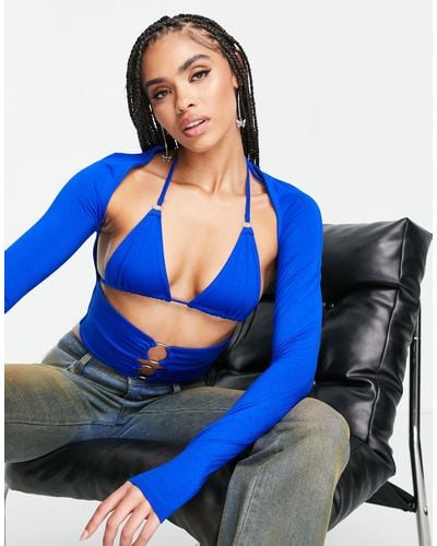 The Kript Extreme Cut Out Ring Detail Crop Top - Blue