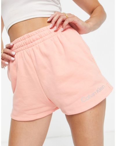 Calvin Klein Pantalones cortos rosas con logo