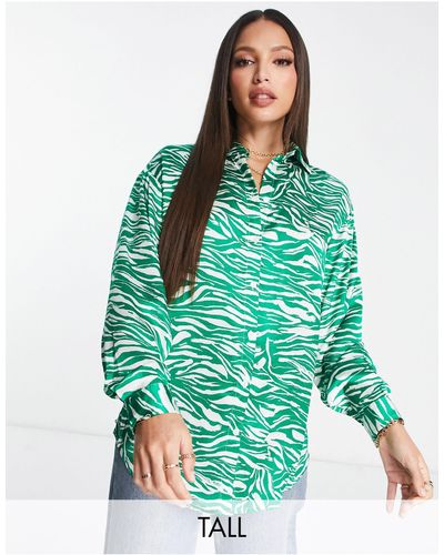 New Look Camisa verde extragrande con estampado