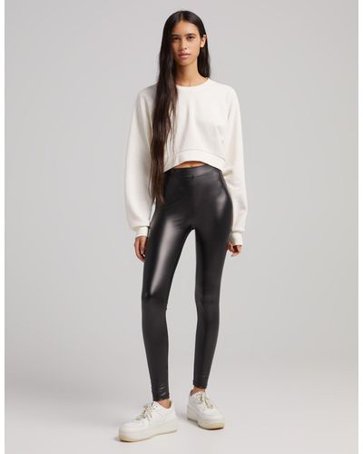 Bershka Legging en similicuir - Noir