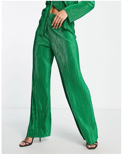 I Saw It First Textured Velvet Plisse Trousers - Green