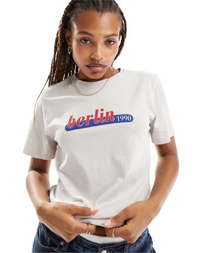 Cotton On Cotton on - t-shirt oversize con stampa grafica "berlin" stile rétro - Bianco
