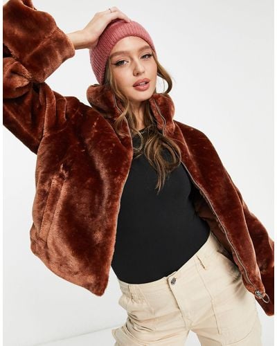 Monki Faux Fur Boxy Zip Through Jacket - Brown