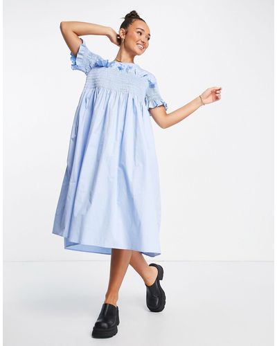 Lost Ink Shirred Frill Detail Midaxi Dress - Blue