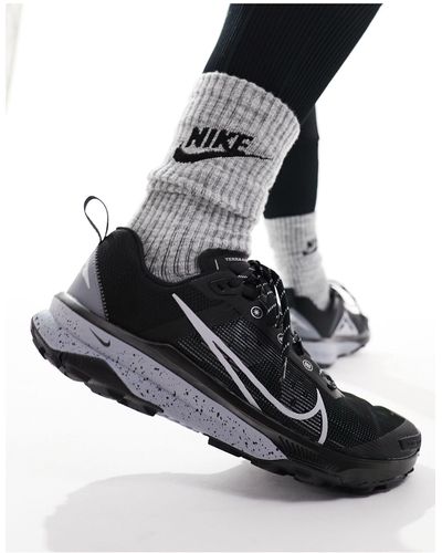 Nike React Terra Kiger 9 Sneakers - Black