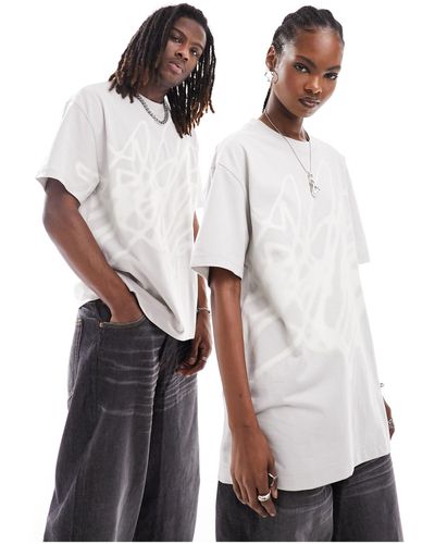 Weekday Camiseta extragrande unisex con estampado gráfico exclusiva en asos - Blanco