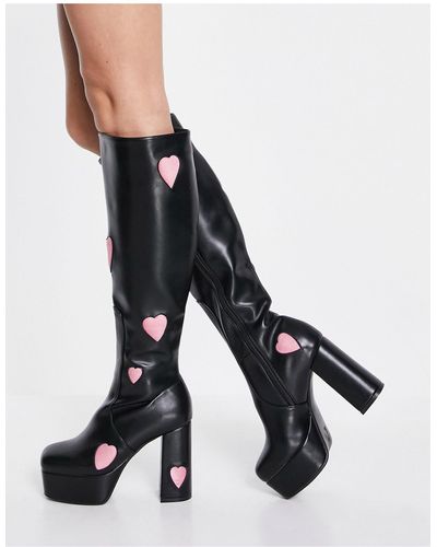 LAMODA – kniehohe stiefel mit rosafarbenen herzen und plateausohle - Schwarz