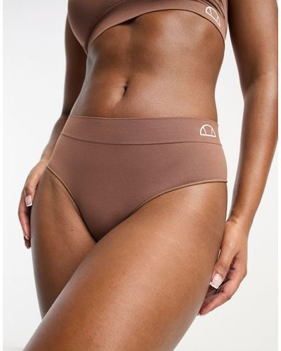Ellesse Seamfree Bralette And High Waisted Thong - Brown