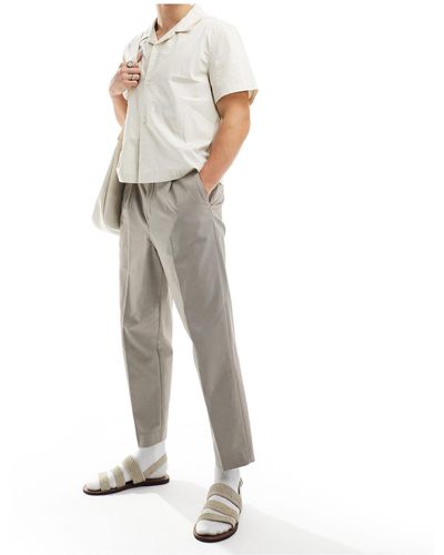 SELECTED Pantalon ample raccourci à pinces - beige - Blanc