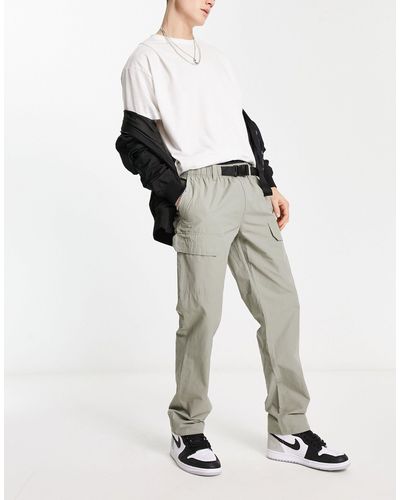 New Look Pantalon utilitaire coupe cargo avec ceinture à clip - kaki - Blanc