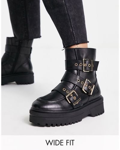 Simply Be Extra Wide Fit Leather Flat Ankle Boots With Buckle Strap Detail - Black