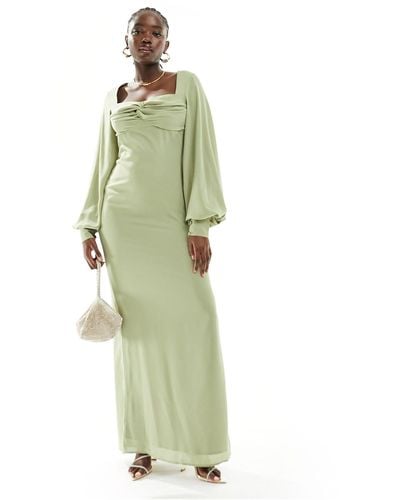 Pretty Lavish Vestito lungo da damigella con maniche a palloncino oliva - Verde