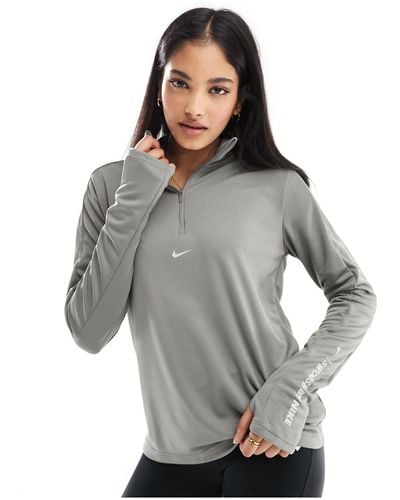 Nike Pacer Dri-fit Gel Swoosh Half Zip Top - Grey