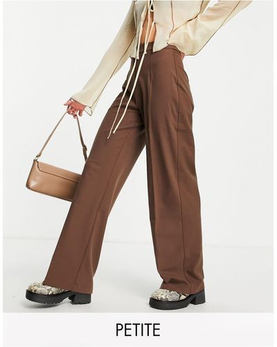 Bershka Petite Leg Slouchy Dad Tailored Trousers - Brown