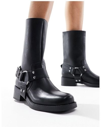 Pull&Bear Buckle Detail Calf Length Boots - Black