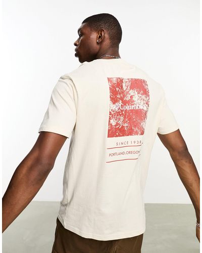 Columbia Exclusivité asos - - barton springs - t-shirt à imprimé au dos - craie - Blanc