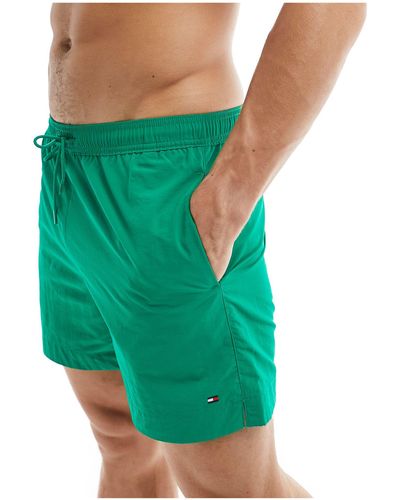 Tommy Hilfiger Essential - pantaloncini da bagno taglio medio verdi con coulisse - Verde