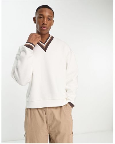 ASOS Oversized Sweatshirt Met V-hals En Een Gekleurd Randje - Wit