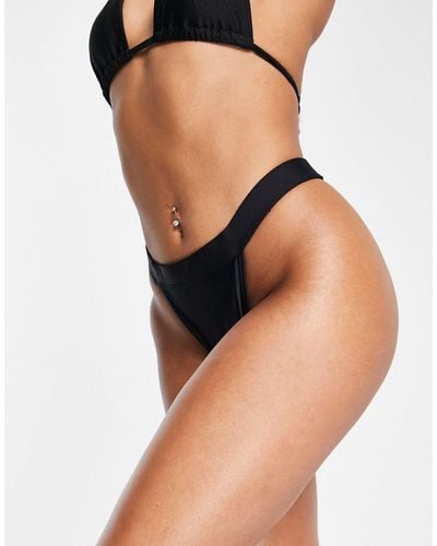 Missguided Bikinihose im Tanga-Stil mit hohem Beinausschnitt - Schwarz