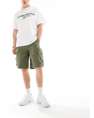 Pretty Green Pretty Cargo Pocket Shorts - White