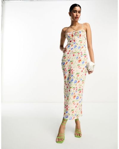 Pretty Lavish Vestito sottoveste al polpaccio color avorio a fiori con laccetti - Neutro