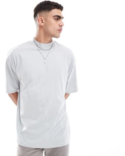 ASOS – es oversize-t-shirt mit stehkragen - Weiß