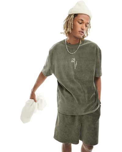 ASOS – oversize-t-shirt aus geripptem velours - Grün