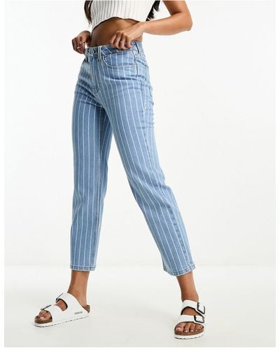 Wrangler Straight Leg Cropped Jeans With Horizontal Stripe - Blue