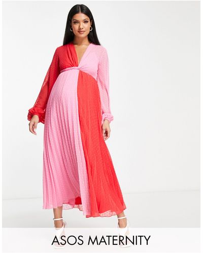 ASOS Asos design maternity - robe mi-longue plissée torsadée sur le devant en plumetis color block - rouge et rose