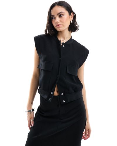 Pimkie Tailored Sleeveless Pocket Detail Waistcoat - Black